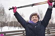 Представители старшего поколения из Кленовского смогут принять участие в соревнованиях по скандинавской ходьбе