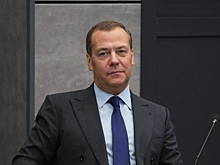 «Не играйте с Россией»: Медведев опубликовал поздравление с Рождеством