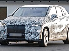 Mercedes вывел на тесты батарейный кроссовер EQE