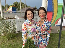 Ирина Слуцкая в ярком платье и другие знаменитости на дне рождения дизайнера Алисы Толкачевой