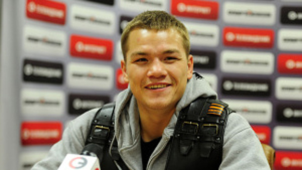 С миру по нитке: камбэк и реванш Адамека, бои Чудинова и Рунгвисаи