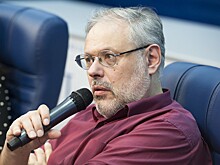 Хазин объяснил, зачем готовят деноминацию рубля