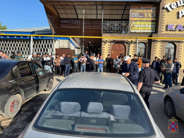 Под Волгоградом полицейские проверили более 100 мигрантов