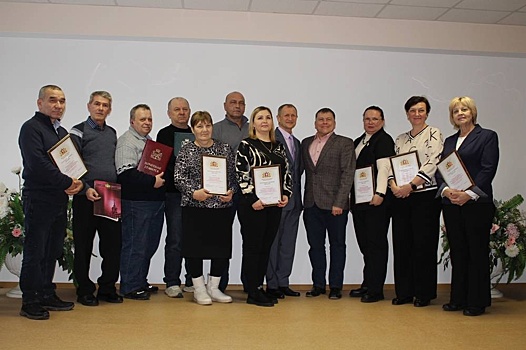 Работников екатеринбургского Гортранса отметили благодарственными письмами свердловского Заксобрания