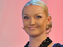 Анастасии Волочковой грозит облысение