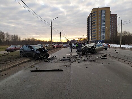 Водители винят глубокий провал дороги на Красина в смертельной аварии