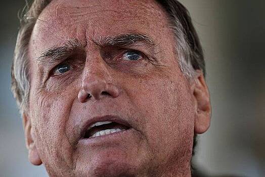 Десятки сторонников Болсонару пострадали от удара молнии на митинге в Бразилии