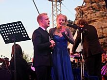 В Губахе на закате дня звёзды пермской оперы спели о любви