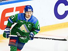 Панин подарил Киркорову джерси «Салавата» с первым номером во время концерта в Уфе