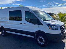Из Ford Transit сделали кемпер  со всеми удобствами