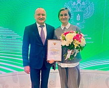 Главврач курганской больницы получила награды от двух министерств РФ