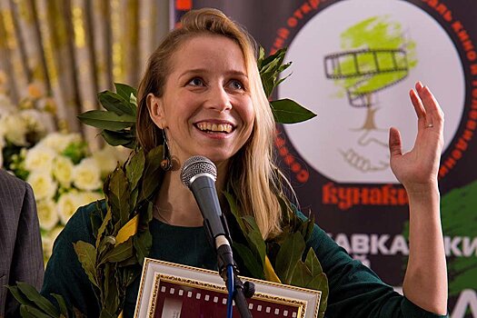 Нелла Василевская: Зарплату трачу на кино