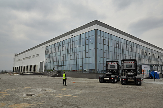 Новый таможенный терминал «Каникурган» сможет принимать до 600 большегрузов