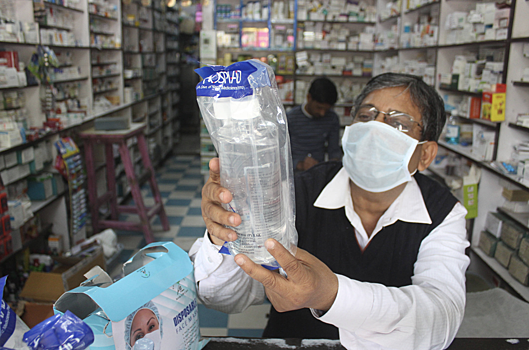 В Индии ввели обязательную проверку сиропов от кашля после гибели 19 детей
