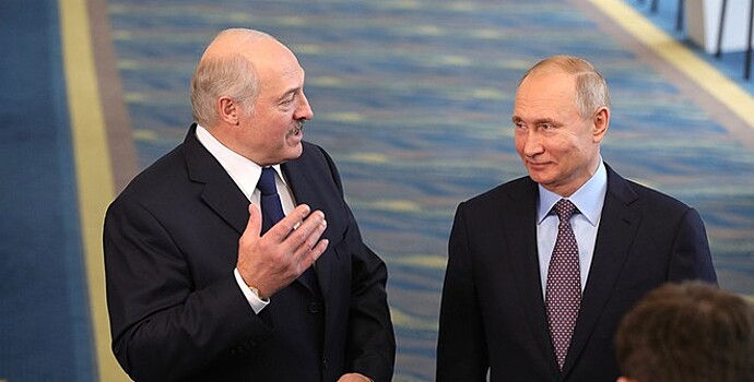 Лукашенко назвал дату решения разногласий с Путиным