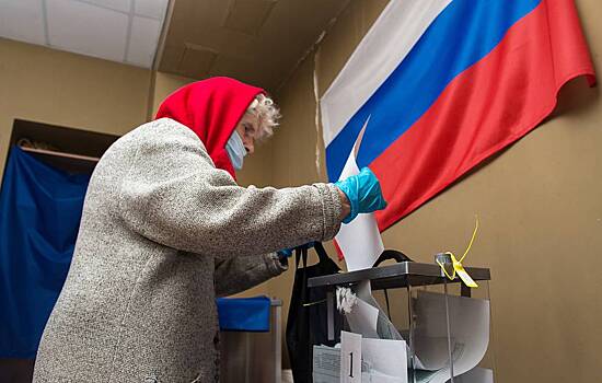 Экономисты: Российским пенсионерам сделают "подарок" перед выборами