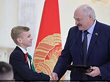 Лукашенко пообщался с комсомольцами и ветеранами ВЛКСМ