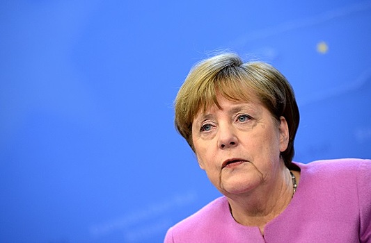 Меркель приветствует возобновление переговоров с США о свободной торговле