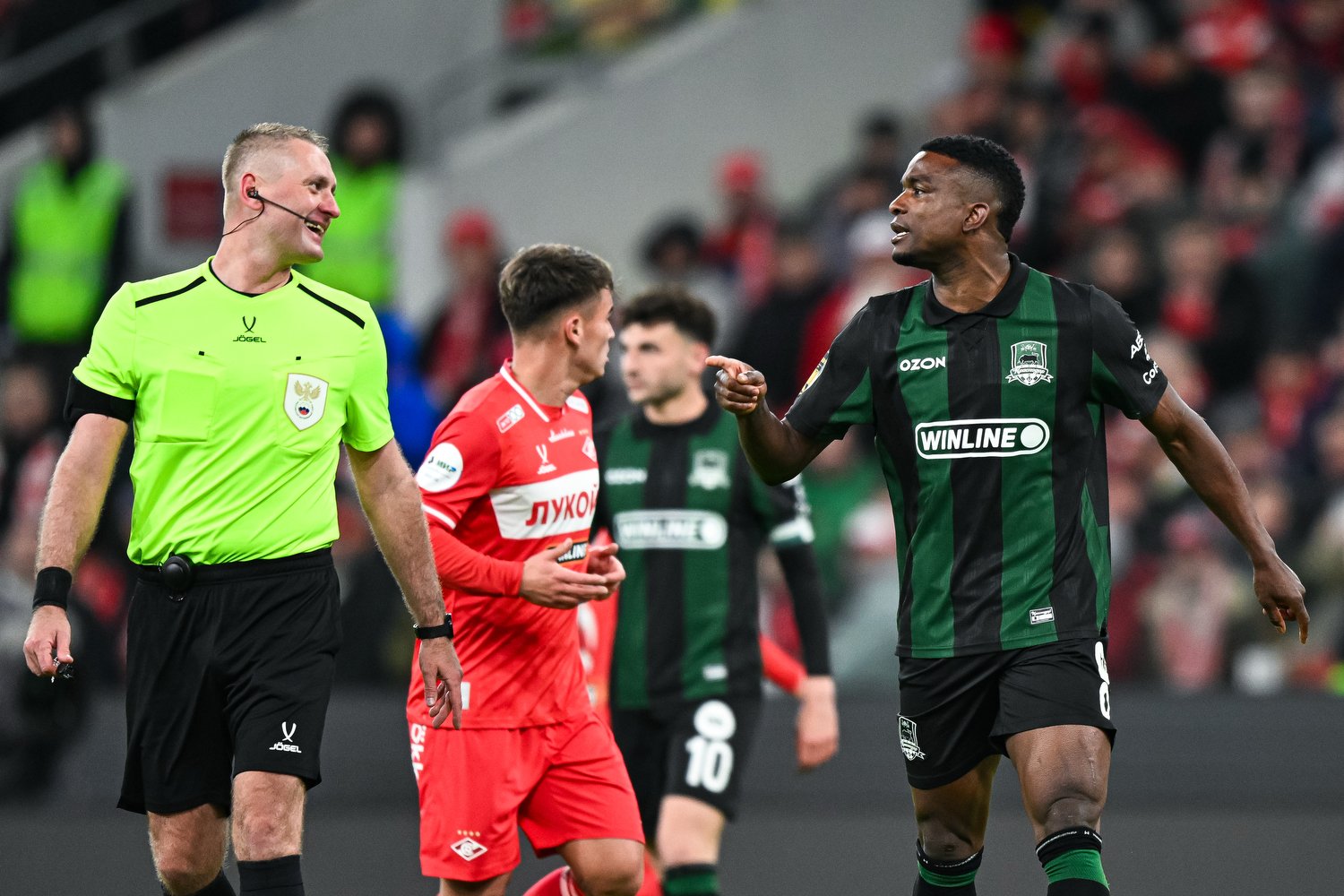 Защитник «Спартака» назван сильнейшим нападающим РПЛ