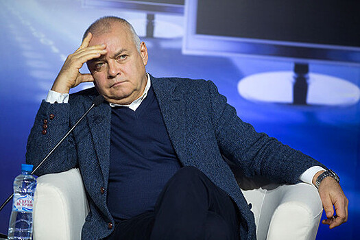 Киселев прокомментировал скандал между Ургантом и Соловьевым