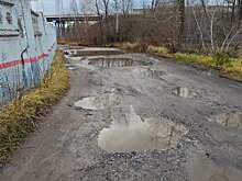 Выбоины на улице Ермака в Пензе измерили сотрудники прокуратуры