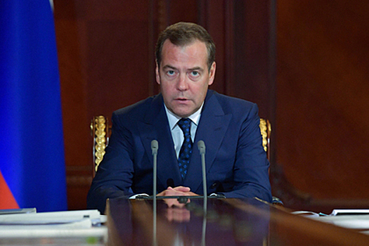Медведев подписал постановление по тарифам ЖКХ