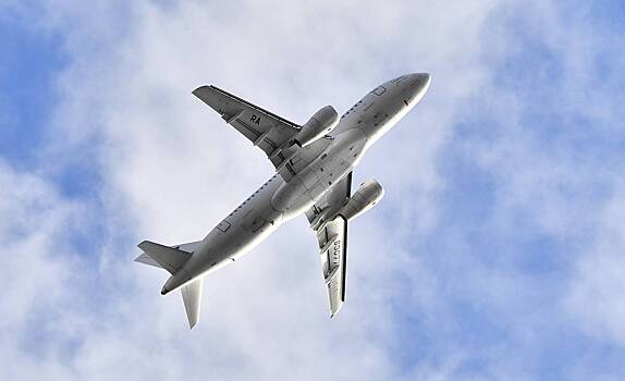 Российский спецборт направился в Азербайджан