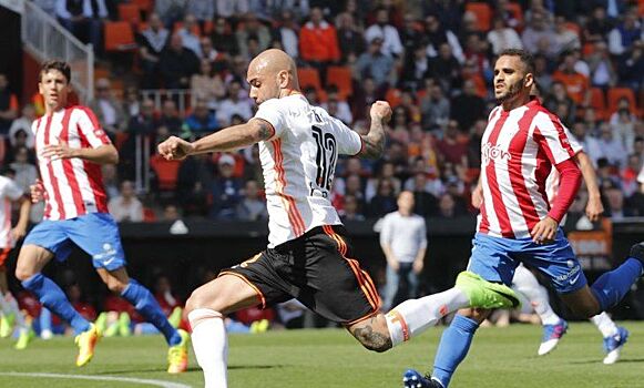 Футболисты "Валенсии" сыграли вничью со "Спортингом" в матче чемпионата Испании