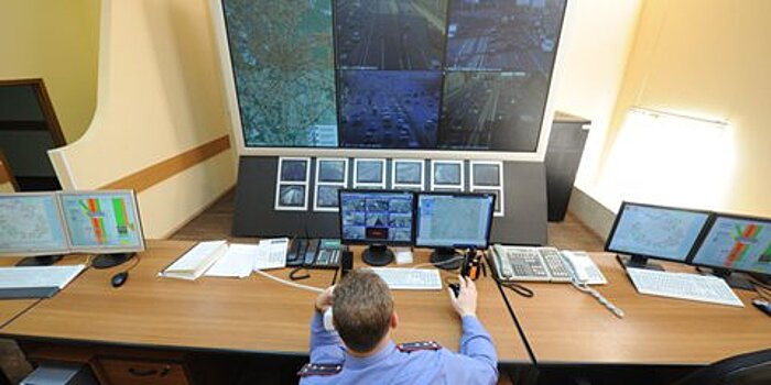 В ГИБДД не подтвердили сведения о сбитых водителем машины на Ломоносовском проспекте женщине с ребенком