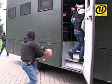 Аркадий Дубнов: "Пять риторических вопросов в связи с "неожиданным" ЧП в Белоруссии"