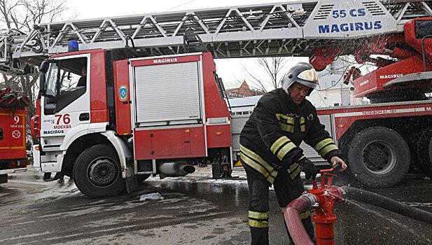 Под Курском загорелось здание бывшего ресторана