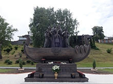 В Тюменской области открыли памятник царской семье
