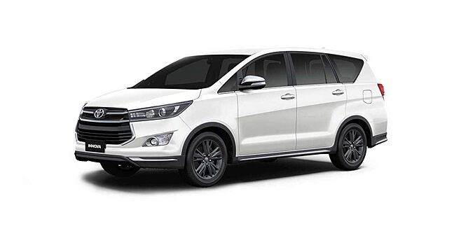 Прототип Toyota Innova Crysta CNG обнаружен во время испытаний