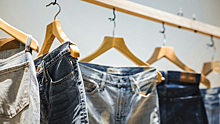 Стилист дала рекомендации по выбору джинс девушкам с низким ростом