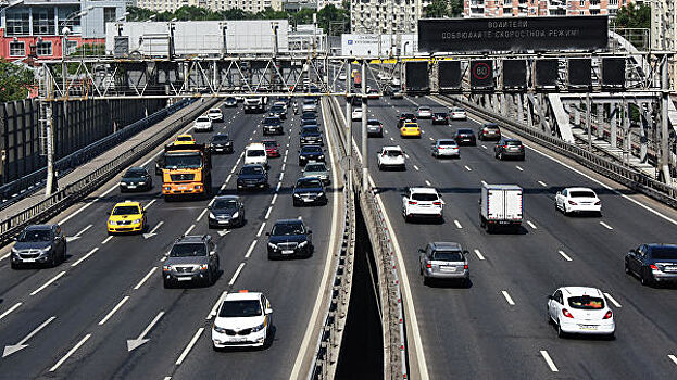 Движение в центре Москвы восстановлено после завершения репетиции Парада Победы