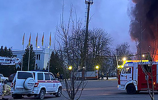 Спецборт МЧС России доставил пострадавших из Белгорода в Москву