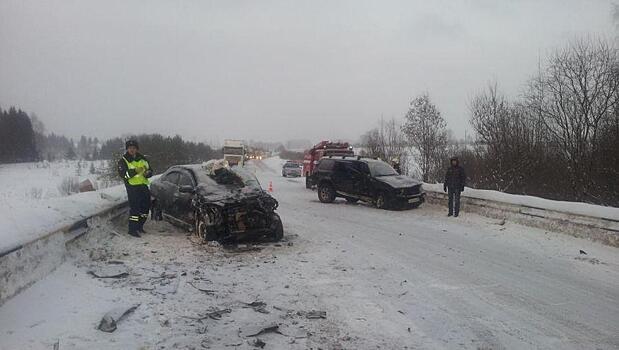 В Верхошижемском районе столкнулись две иномарки: пострадали три человека