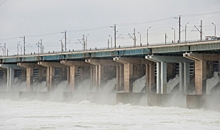 Весной на Волжской ГЭС увеличивают объемы сброса воды