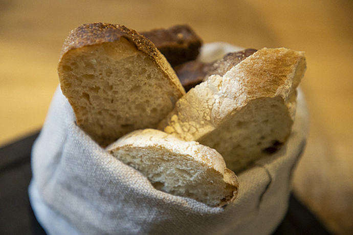 Не умывайтесь утром и не режьте хлеб: народные приметы на 20 мая