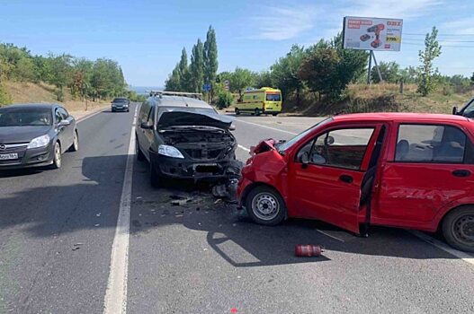 Две женщины госпитализированы после ДТП в Заводском районе Саратова