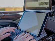 Bentley представила первый в мире скоростной автомобильный Wi-Fi
