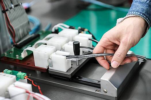 В России изготовят умные аккумуляторы для спутников «Марафон»