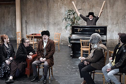 Под Парижем 15 спектаклей Чехова будут играть в течение трех месяцев