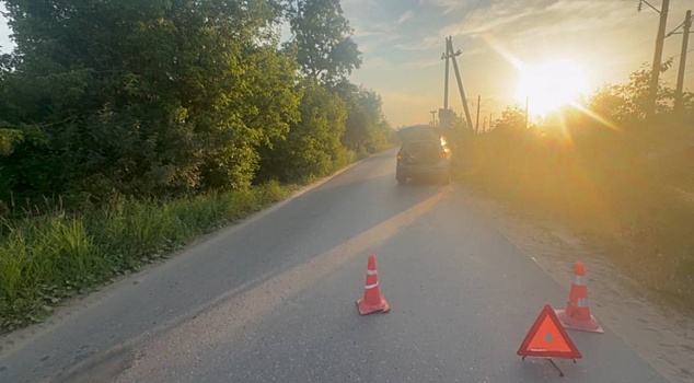 Водитель легковушки сбил ребенка на дороге в Нижнем Новгороде