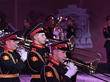 В московских парках выступили участники фестиваля "Спасская башня"