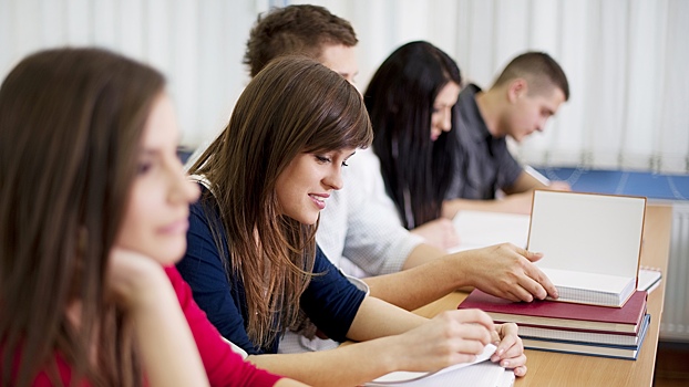 Найти работу станет легче: власти хотят расширить список профессий для выпускников колледжей