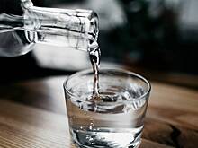 Россиянам раскрыли норму потребления воды в жару