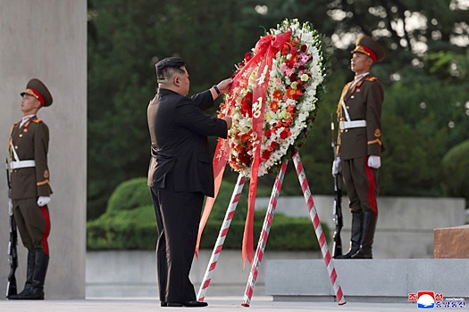 Ким Чен Ын почтил память советских воинов в 80-ю годовщину независимости КНДР