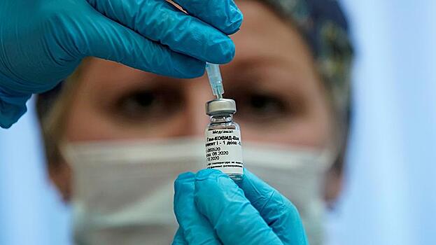 «Спутником V» вакцинировались более 1 млн россиян