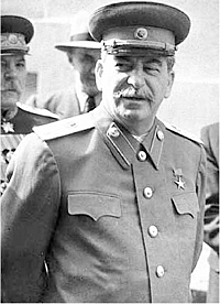 Костромич передал свою премию Сталину на строительство самолета